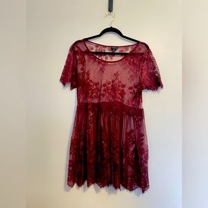 Torrid Burgundy Lace Tunic Size 00 (M/L)